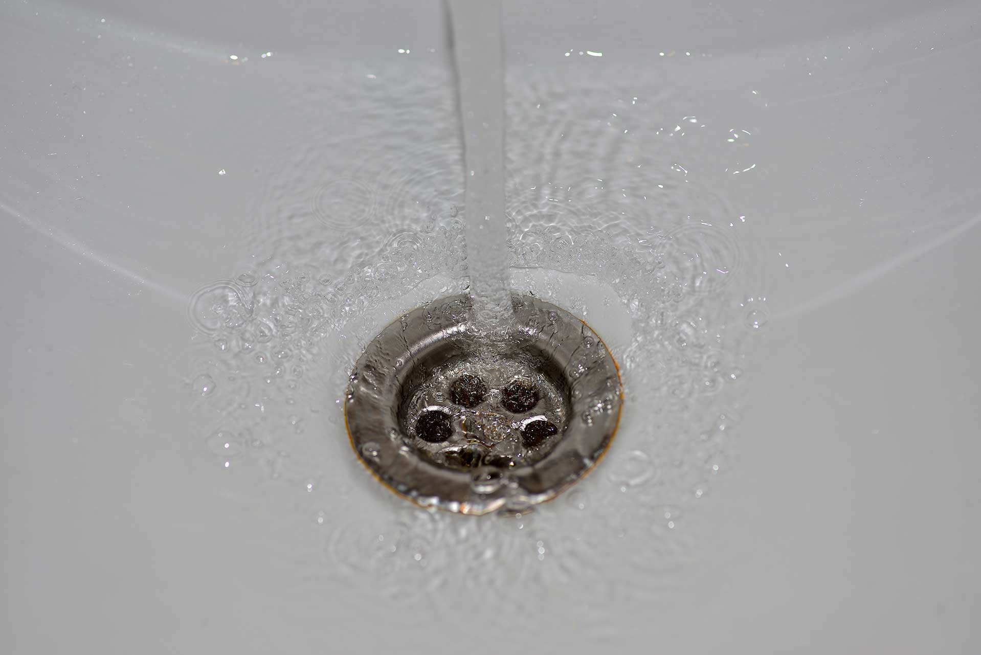 A2B Drains provides services to unblock blocked sinks and drains for properties in High Wycombe.